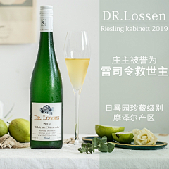Yu5394采集到葡萄酒拍摄