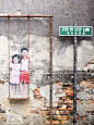 The famous Penang Street Art, which telling of street and social history through the use of caricatures. #penang #streetart: 