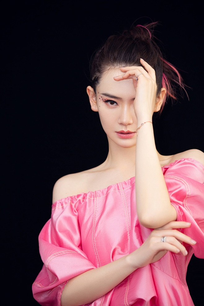 女演员戚_女演员戚珍琪