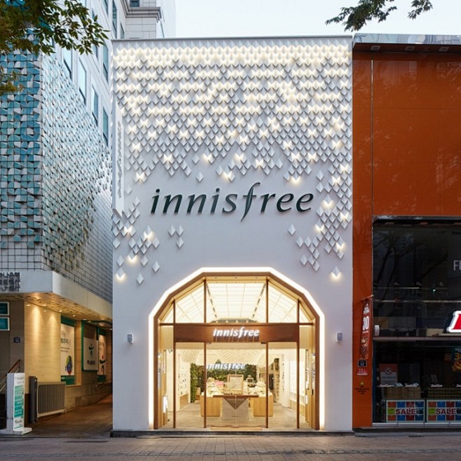 innisfree悦诗风吟首尔旗舰店设计...