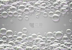 肥皂泡抽象背景与彩虹色的空气泡沫