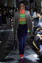 秀场直击 | Gucci 2020 Resort 系列_剪裁 : 亚历山德罗·米歇尔（Alessandro Michele）在罗马的卡比托利欧博物馆（Capitoline Museums）展示了他的Gucci Cruise 2020系列。 该系列围绕着选择的自由…