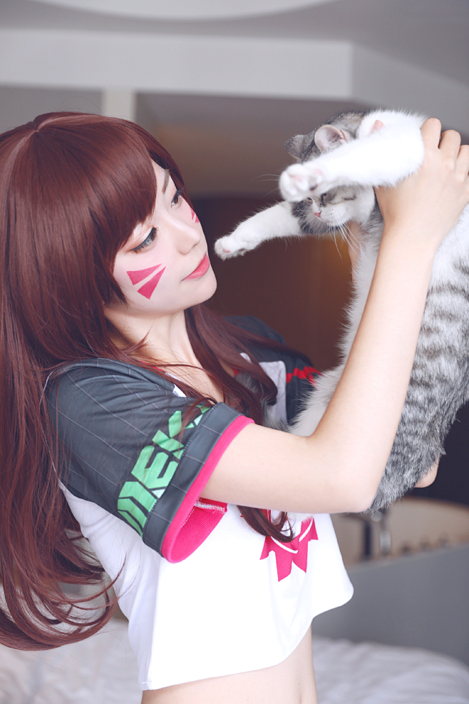 【Cosplay】喜欢玩猫的DVA