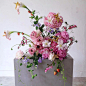 插花可以这样玩~~韩国MAUVE flowerstudio插花图集 : 花是爱的寓言。