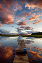 一个晚上湖边
An Evening By The Lake 