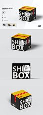 方形快递纸盒标签包装设计样机 (PSD)