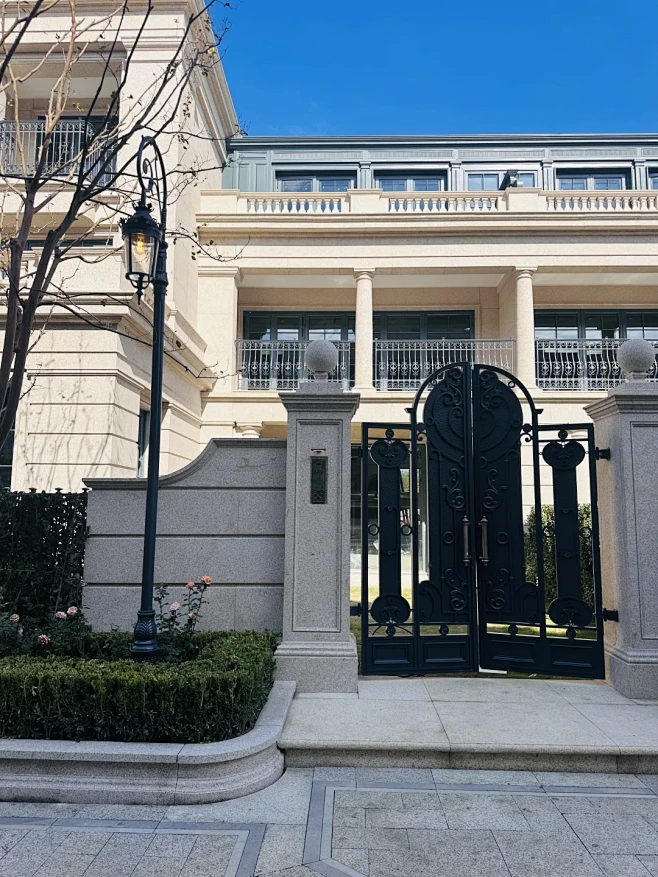 只有绿城，才能做出绿城玫瑰园 - 小红书图片_A建筑景观——风格/法式图片素材-花瓣网