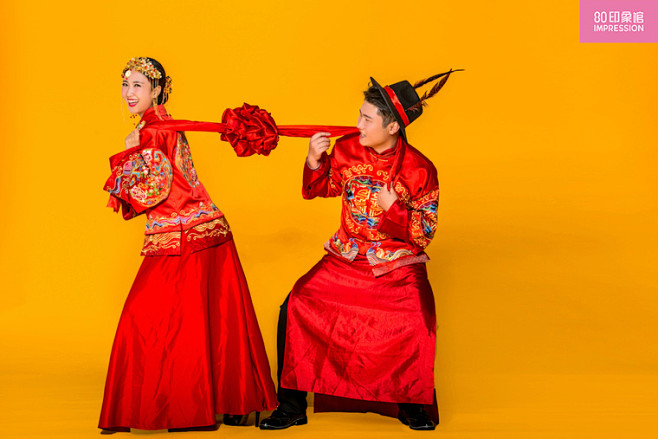 搞怪有趣的中式婚纱照《天下无双》杭州客片...