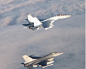 比利时空军F-16战斗机拦截一架接近满挂的俄罗斯空天军苏-35S战斗机，这应该是F-16和苏-35S的首张同框照。
