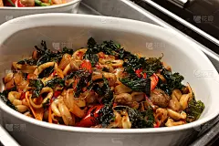 海鲜炒罗勒