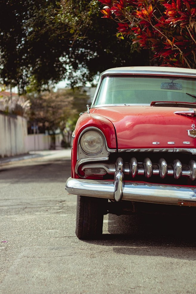 pexels-photo-2747597...