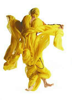 豆豆尚尚采集到黄色系服装 