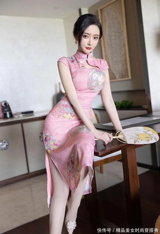 模特女神林星阑极品身材高跟鞋写真 黑色优...