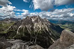 瓦尔Fiscalina和塞斯托白云石全景在特伦蒂诺阿尔卑斯山，意大利