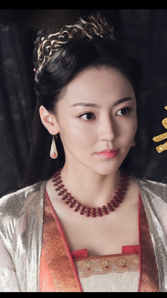 醉玲珑朵霞黄梦莹