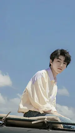 #发一张喜欢的明星照片 #王俊凯壁纸 #壁纸分享 #壁纸天花板 #王俊凯神图 #爱上帅哥就像呼吸一样简单 #人在蓝在凯在蟹在 #王俊凯手机壁纸 - 小红书