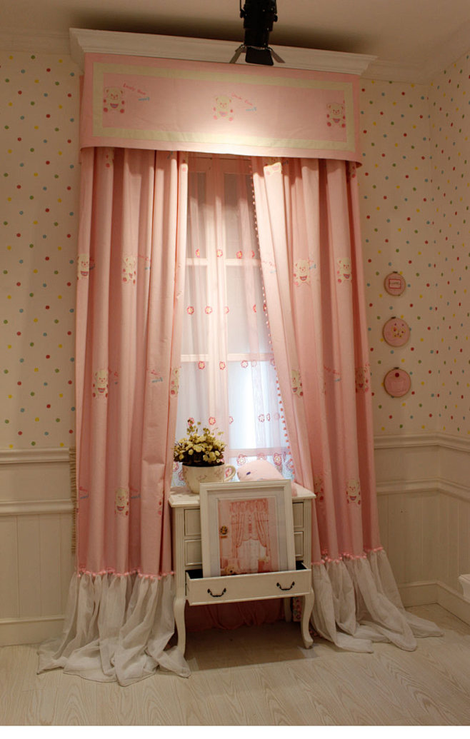 曼凯维奇高档简约现代公主风儿童窗帘粉色小熊女孩卧室窗帘定制tmall
