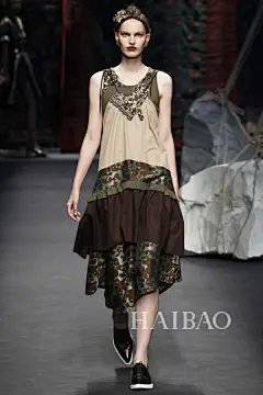 2016春夏米兰时装周：安东尼奥·马拉斯 (Antonio Marras) 女装秀