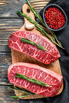 Ai奇点艺术室采集到牛肉摄影