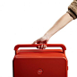 Tuplus Line 26" Hardside Suitcase leManoosh Industrial design Blog