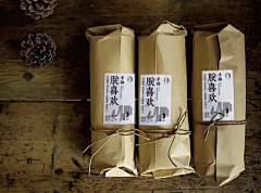 在纸上采集到大米