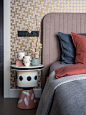 Townhouses are relatively new in Russia, only in recent years this type of housing has begun to actively appear on the construction sites of large and not-so-large Russian cities. In essence, this is a compromise between a private house and an apartment, 
