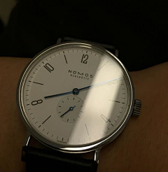 Foei采集到NOMOS