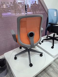 milon-sea╮采集到office  chair