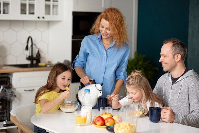 family-having-qualit...
