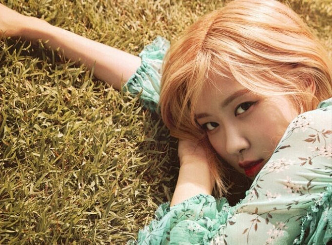 朴彩英roseblackpink粉墨写真