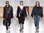 #K先生时装周笔记#Maison Mihara Yasuhiro S/S 2020 Paris
2020春夏巴黎男装周 | Maison Mihara Yasuhiro
似是而非的叠穿视觉效果，其实得益于三原康裕对服装结构和剪裁的精妙组合。日本设计师们总是善于在细节上花心思，发掘出更多趣味。 ​​​​