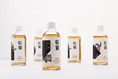 【微信公众号：xinwei-1991】整理分享 @辛未设计 ⇦点击了解更多 。视觉海报设计包装设计食品包装设计中文海报设计字体设计汉字海报设计海报排版设计包装版式设计 (2193).png