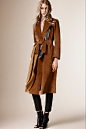 Burberry Pre-Fall 2015 Fashion Show : See the complete Burberry Pre-Fall 2015 collection.