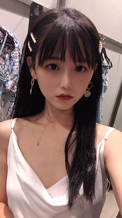 神〆九天冰雪十地炎灼采集到美女