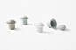 佐藤大最新设计作品”stone”，餐具用“石”，通常情况下，茶具和餐具，往往是平的盖。考虑到给它起作用的结果，产生了像石头一样的站起来的容器。杯子，滴头，咖啡壶等这些设计，使他们可以用作“堆石”。对于咖啡壶和马克杯，您可以使用石头型滴头，而不是盖子。 ​​​​