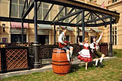 异国情调好去处 拍摄美食购物皆适宜（武汉 光谷步行街） : 异国情调好去处 拍摄美食购物皆适宜（武汉 光谷步行街）