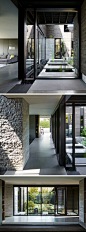 modern-entry-way-windows-courtyard-waterfeature-250917-1257-05.jpg (800×2158)