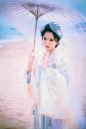 海风翻涌 浮云吹作千堆雪美人踏马 皓腕扶缰… | 半次元-二次元爱好者社区