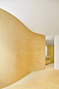 #fuckingoodesign#巴塞罗那的复式公寓，一轮阳光的家。
设计-All-Yellow Duplex in Sant Gervas by Arquitectura-G. ​​​​