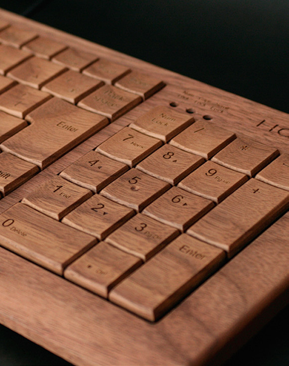 电脑键盘 天然木质


很想要 但...