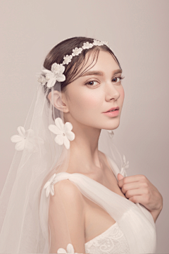 杨少101采集到唯美的感动（婚纱&礼服）