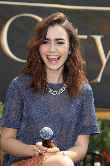 微博综合搜索 - Lily Collin...