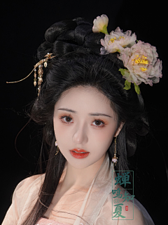 PZ4HyUQl采集到小美女-真人