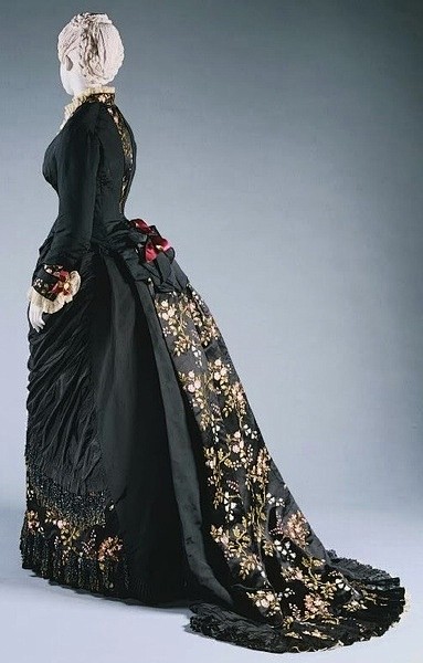 欧洲服饰复古洛可可欧洲服饰复古洛可可