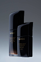 SENSAI<br> MAKE UP :  The packaging for SENSAI's new base makeup line, designed in 2018, expresses silky elasticity and suppleness, evoking a gentle yet dignified woman. The glossy black bottles are as deep as urushi lacquer.