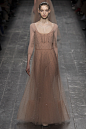 Valentino Fall 2016 Ready-to-Wear Fashion Show : The complete Valentino Fall 2016 Ready-to-Wear fashion show now on Vogue Runway.