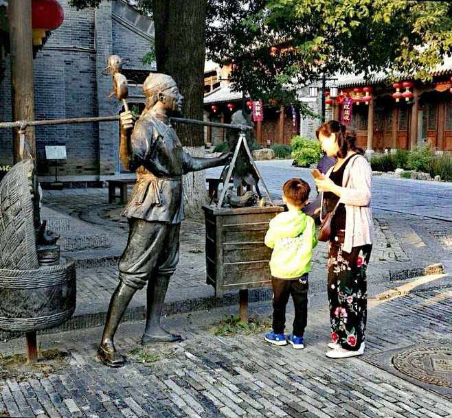 古街 雕塑的搜索结果_百度图片搜索