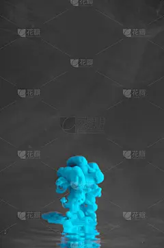 墨水在水里