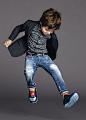 #童装# #小西装# #帅气# #碎花# #搭配#
dolce and gabbana summer 2015 child collection 70