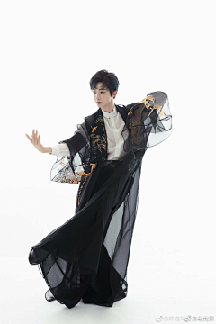 ·Rinno·采集到国风服饰-古装汉服